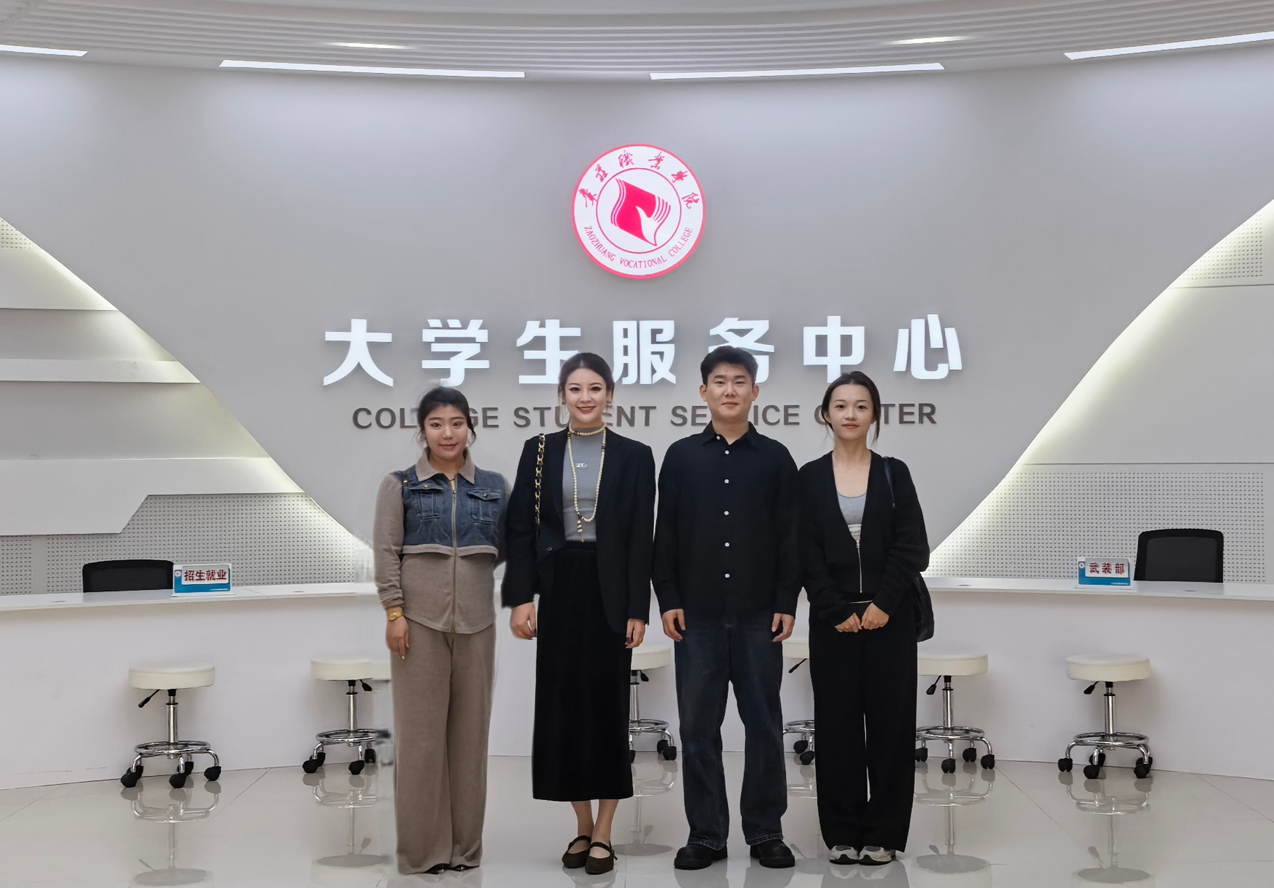 1760009703768324.jpg 187e2c7b29b3f1966df208fa76289a78.jpg